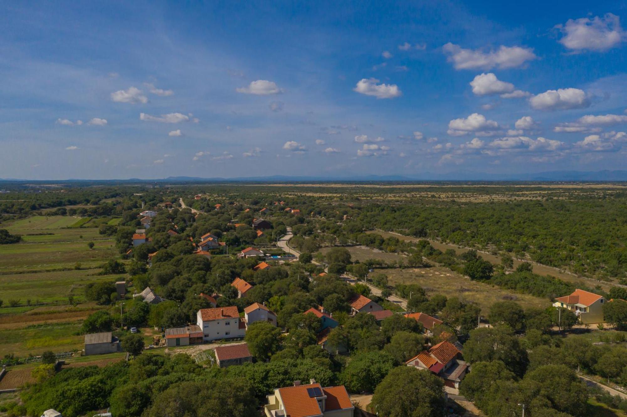 Experience Village Life - Jokini Dvori With Private Pool Pakovo Selo エクステリア 写真