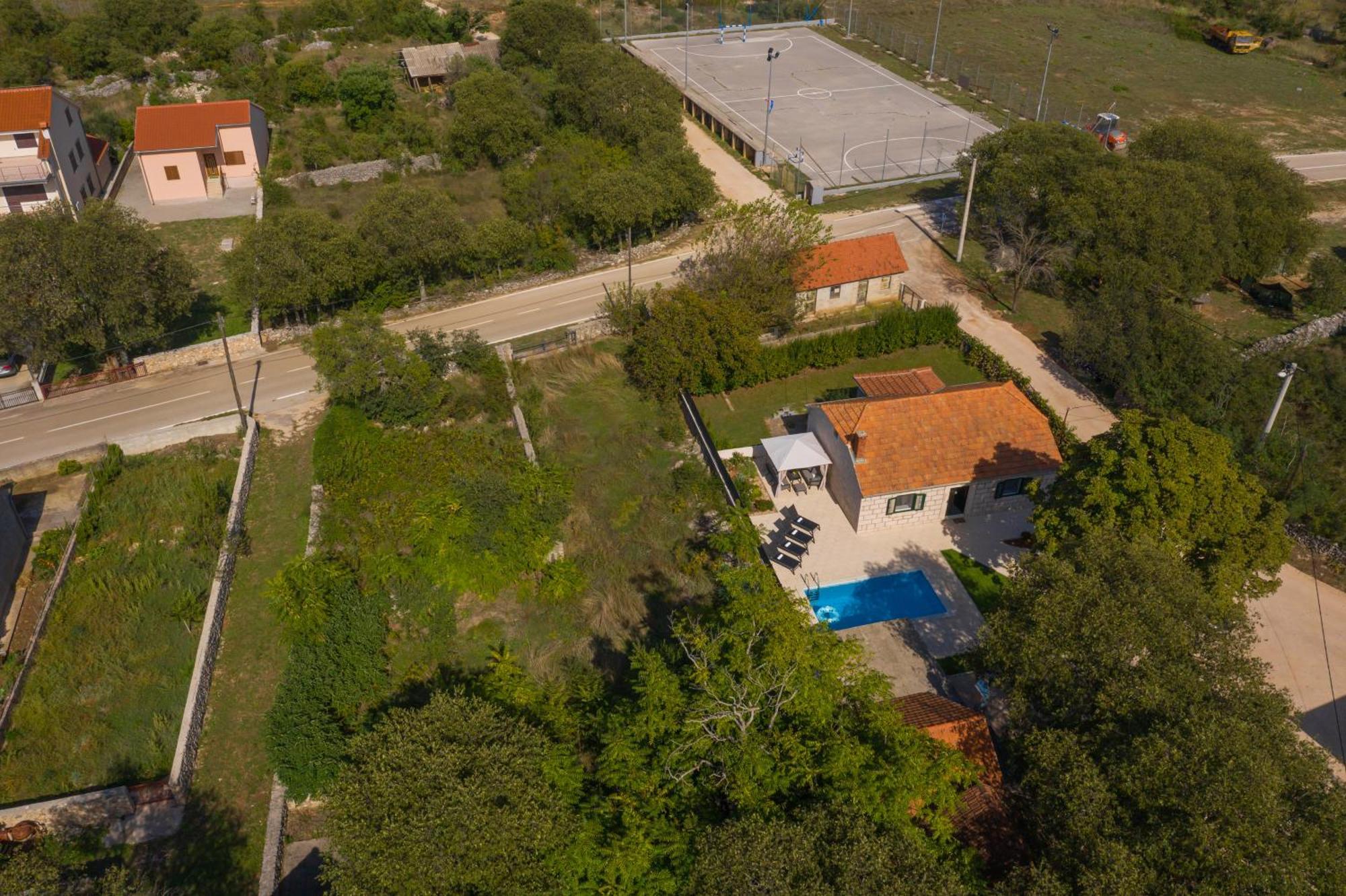 Experience Village Life - Jokini Dvori With Private Pool Pakovo Selo エクステリア 写真